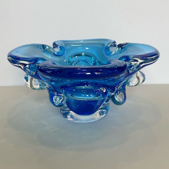 Canadian Art Glass - Cobalt Blue and Clear Glass - Picture 2 of 11